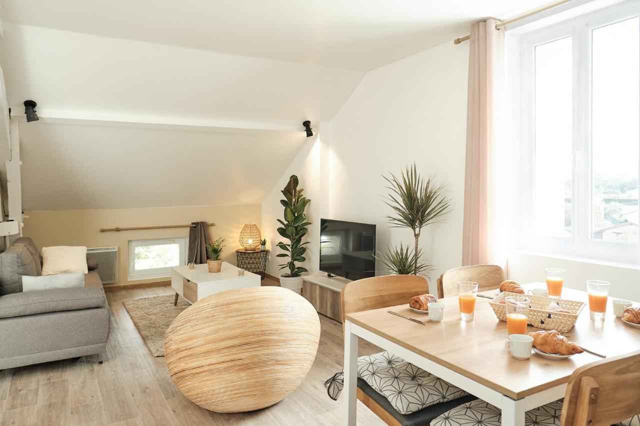 T2 cosy avec parking toute commodité Saugnac-et-Cambran Extérieur photo