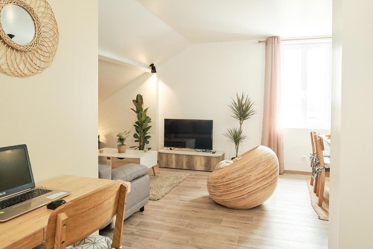 T2 cosy avec parking toute commodité Saugnac-et-Cambran Extérieur photo